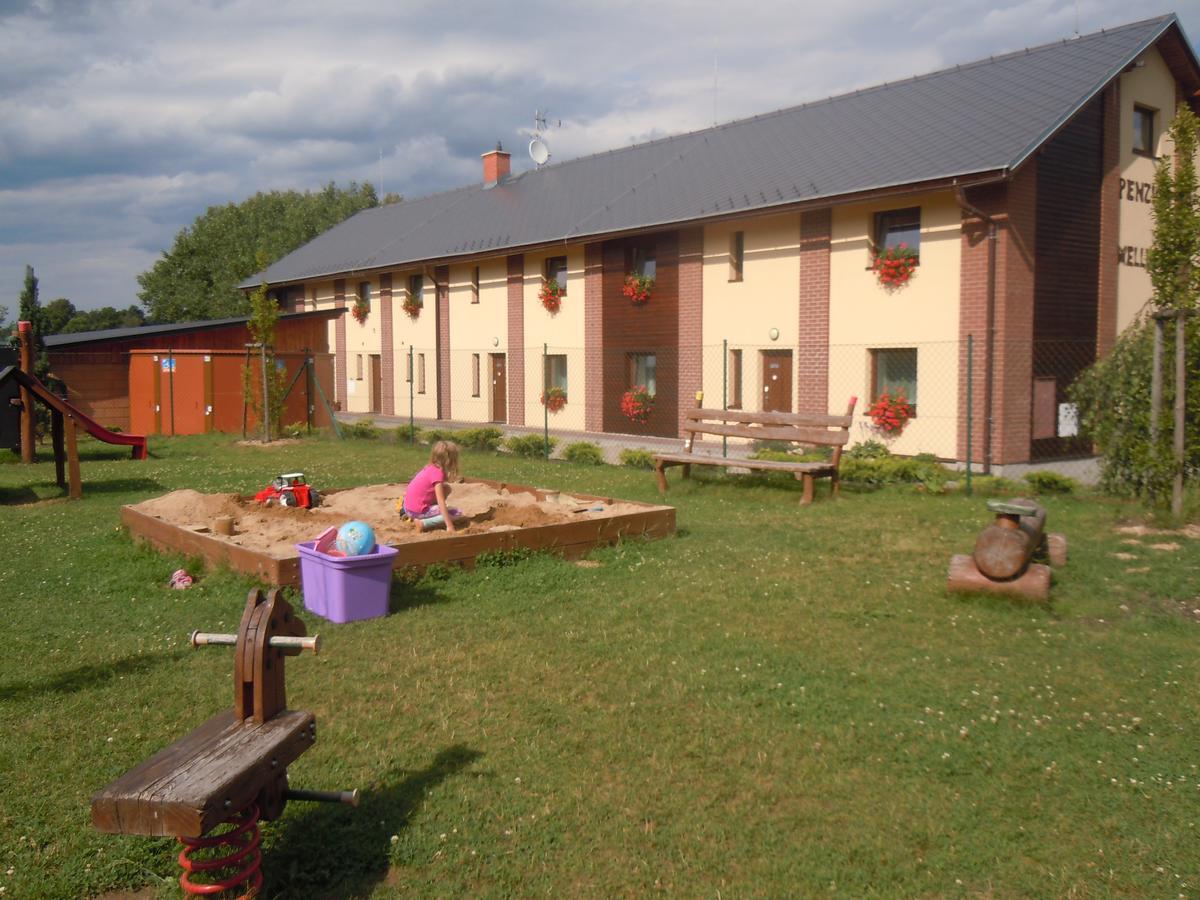 Penzion Jecminek Červená Voda Bagian luar foto