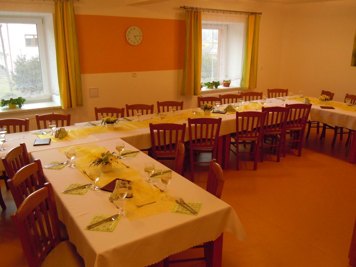 Penzion Jecminek Červená Voda Bagian luar foto